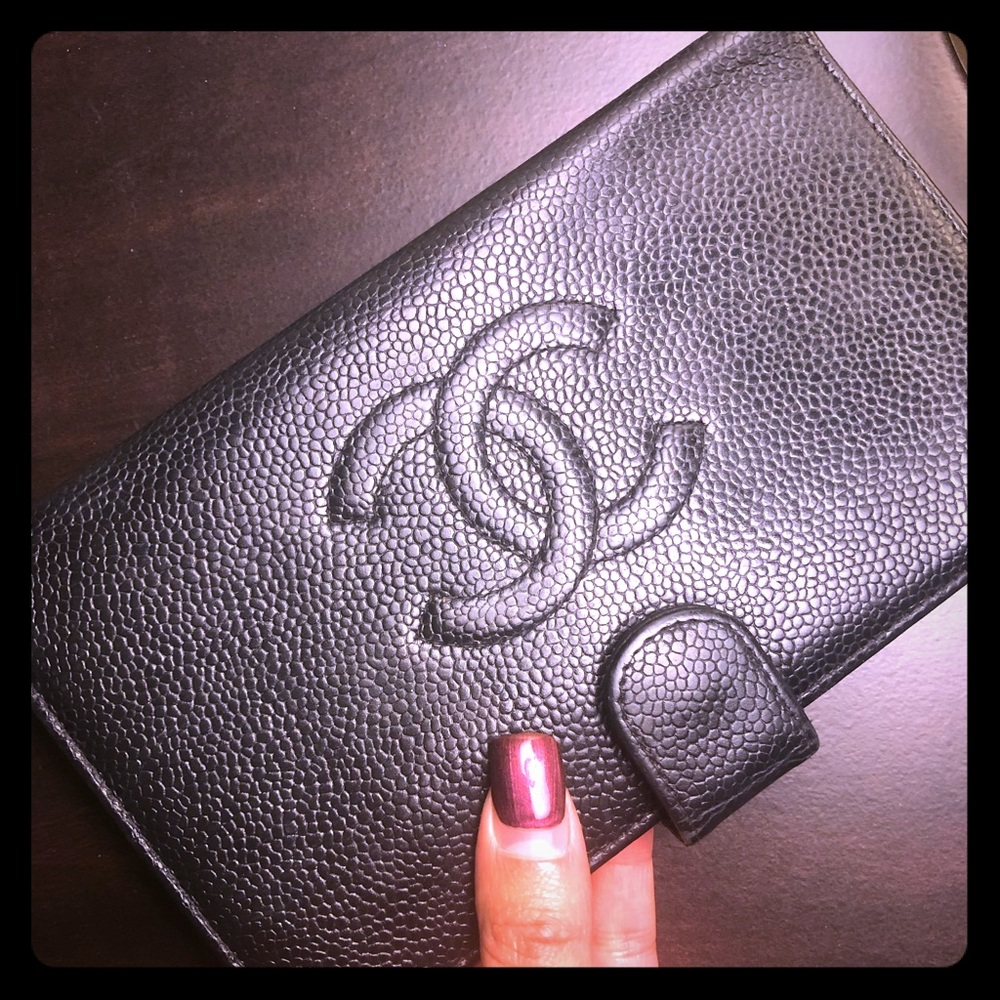 CHANEL CAVIAR LONG WALLET